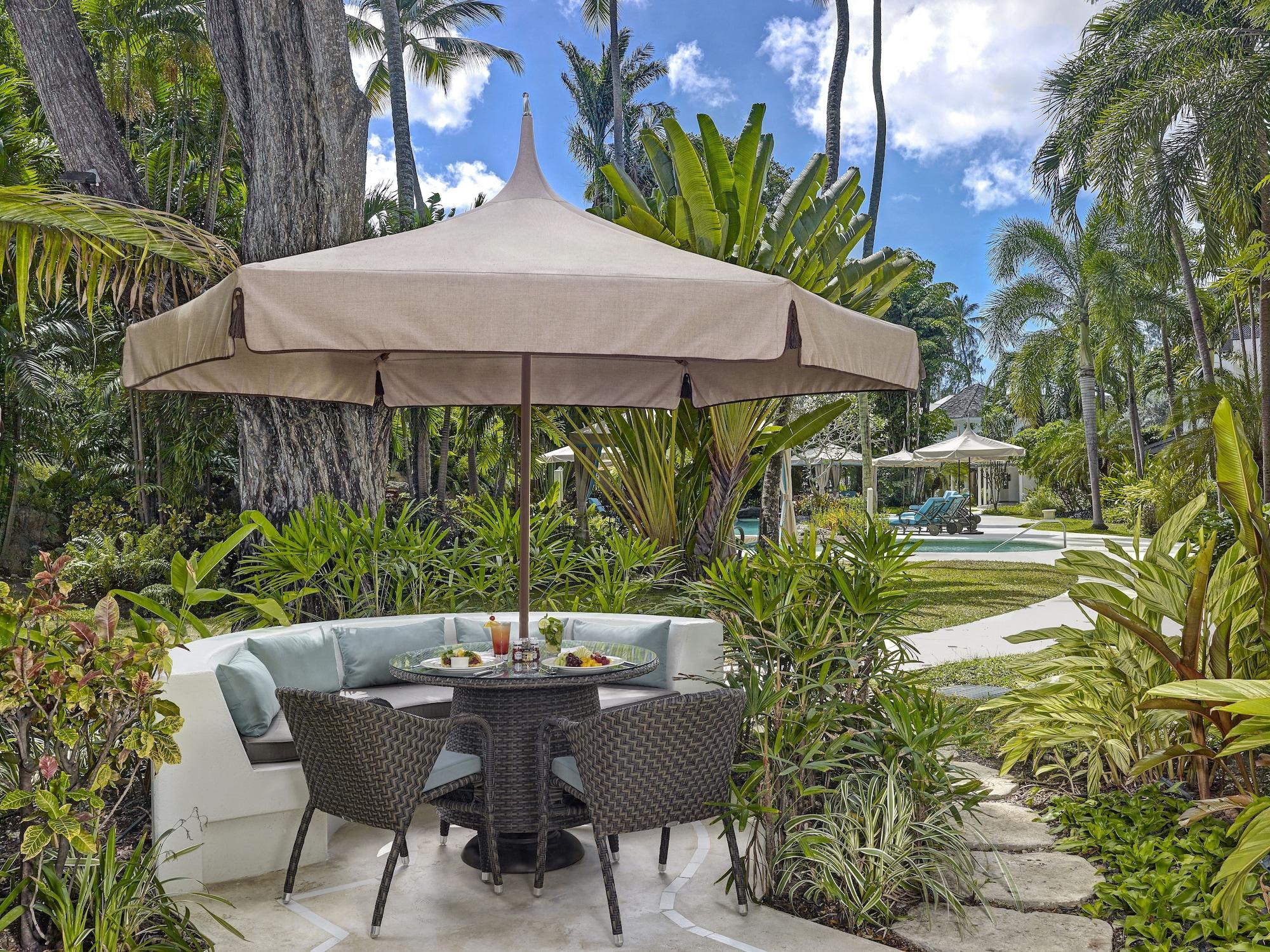 Colony Club By Elegant Hotels Saint James Exteriér fotografie